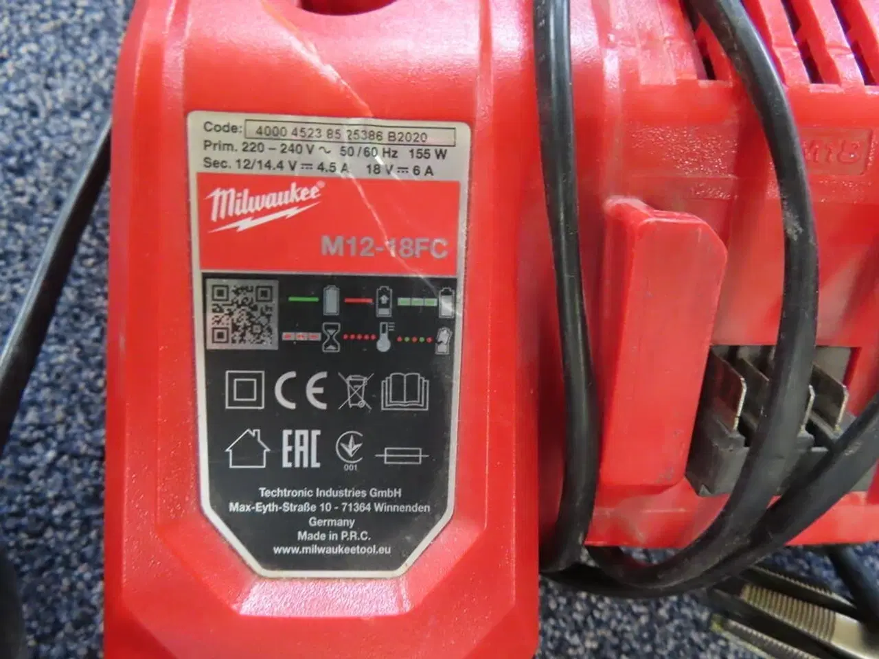 Billede 4 - Kompake båndsav og expansionsværktøj MILWAUKEE M12 BS og C12 PXP