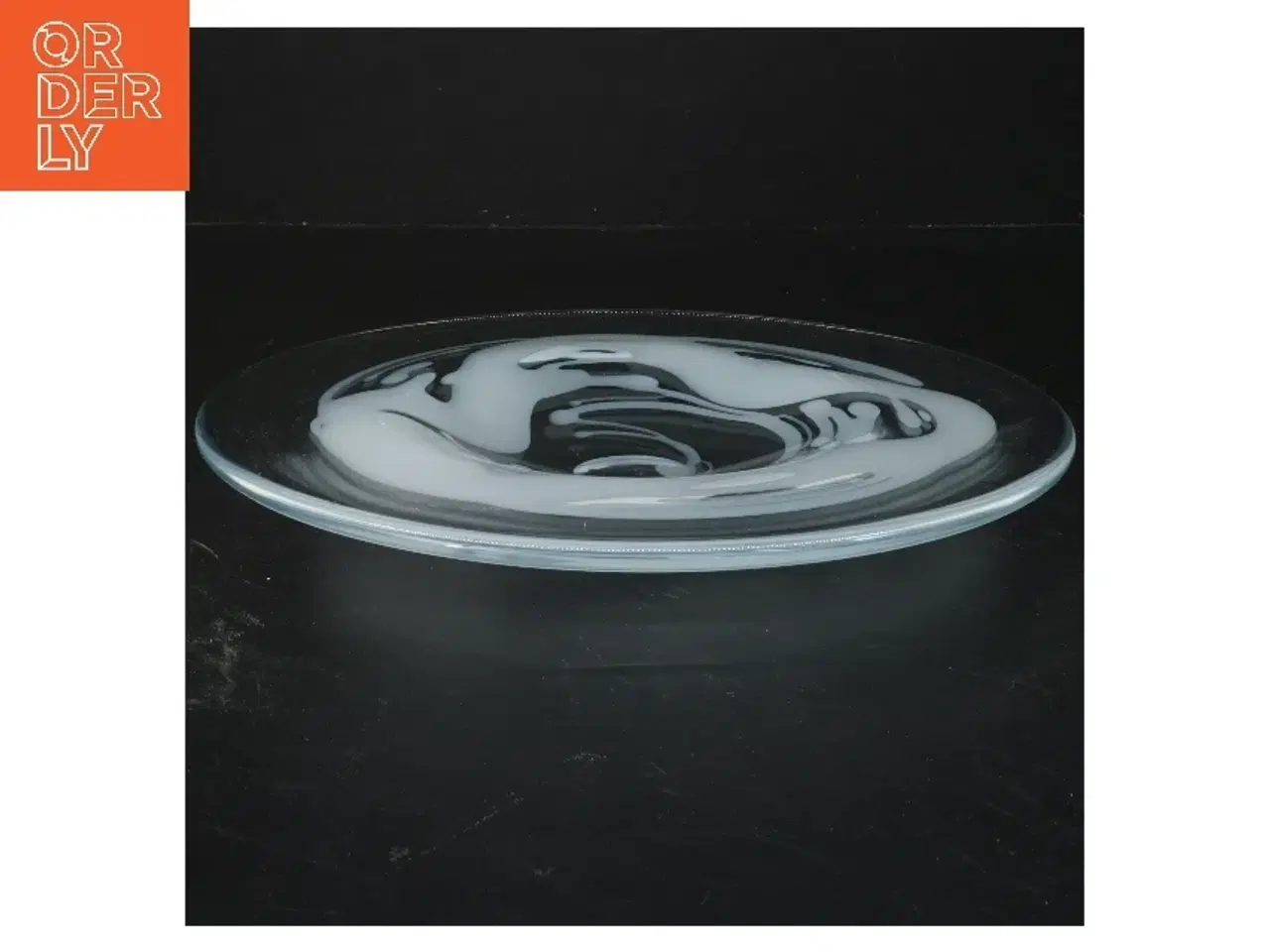 Billede 2 - Glasfad med mønster (str. Ø 25 cm)