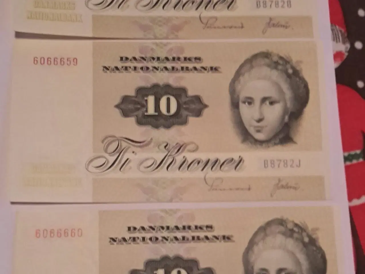 Billede 1 - Danske pengesedler pålydende 10-20-50 kr