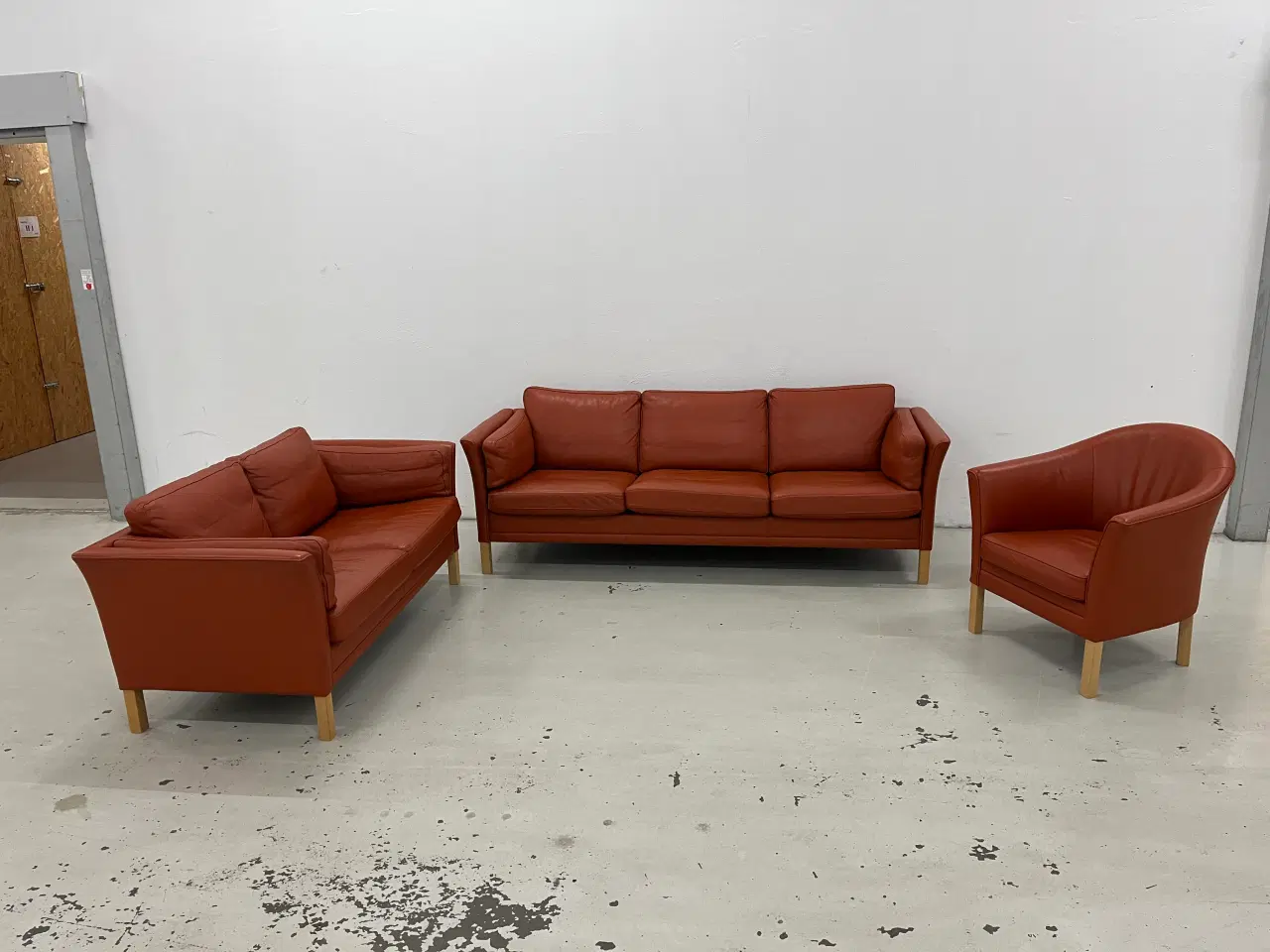 Billede 1 - Mogens Hansen MH2225 3+2 MH80 stol i cognac læder.