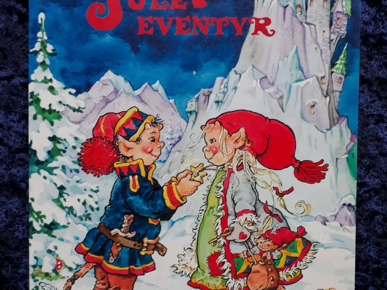 Billede 8 - 4 Julebøger & 1 Disney Bog