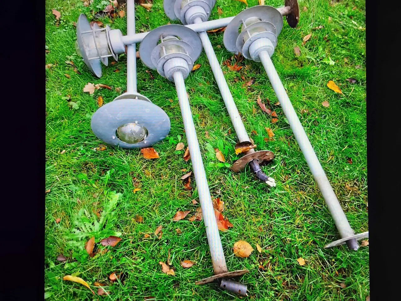 Billede 1 - Bedlamper galv. stål