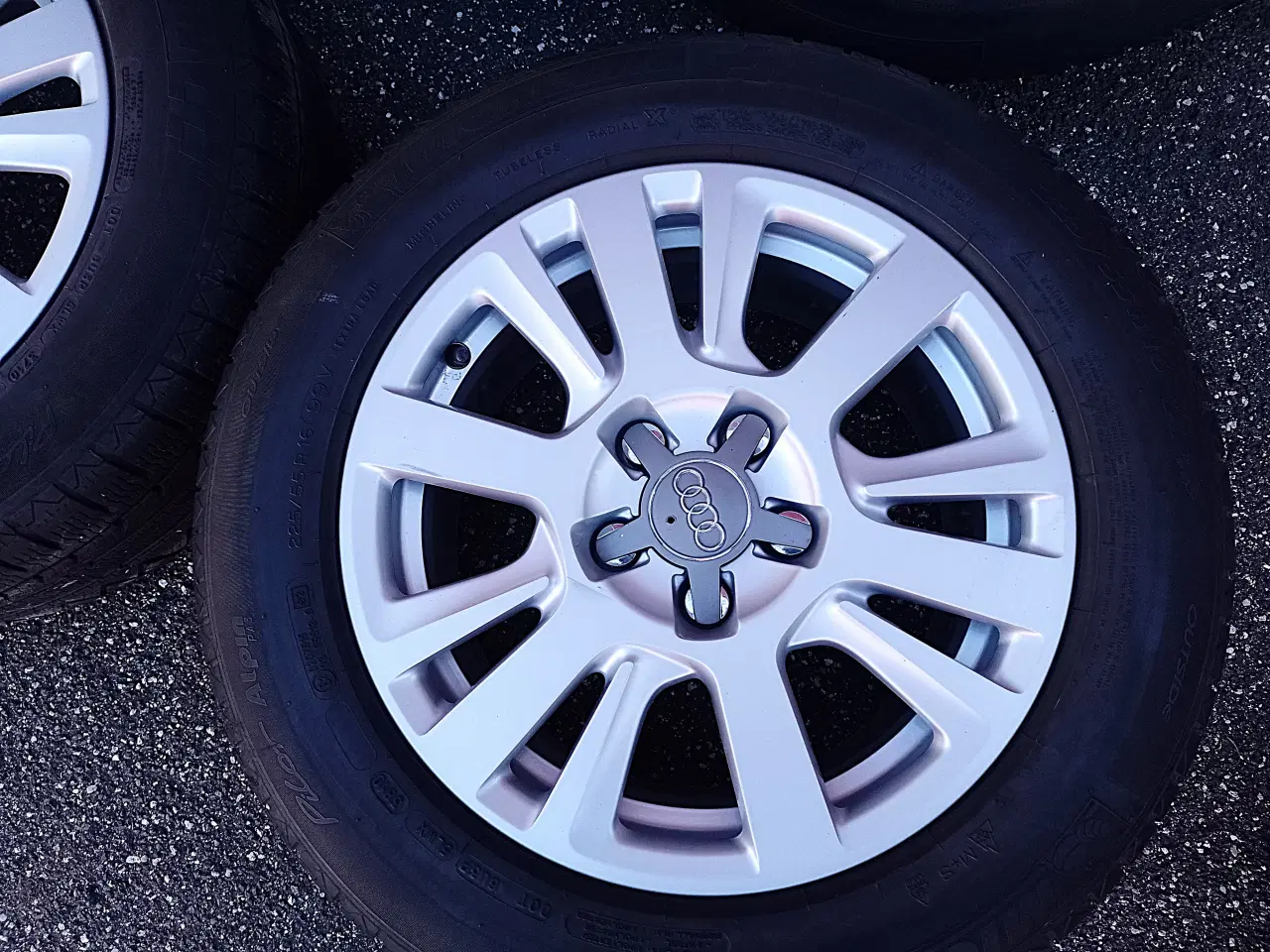 Billede 4 - R16 Audi Originale Alu-fælge.