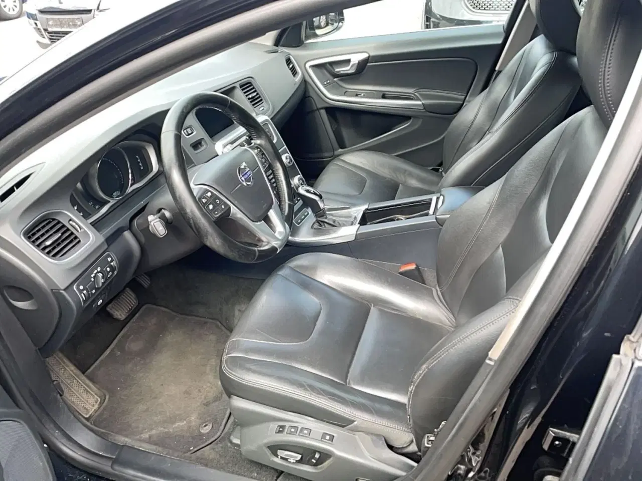 Billede 5 - Volvo V60 2,4 D5 215 Summum aut. AWD