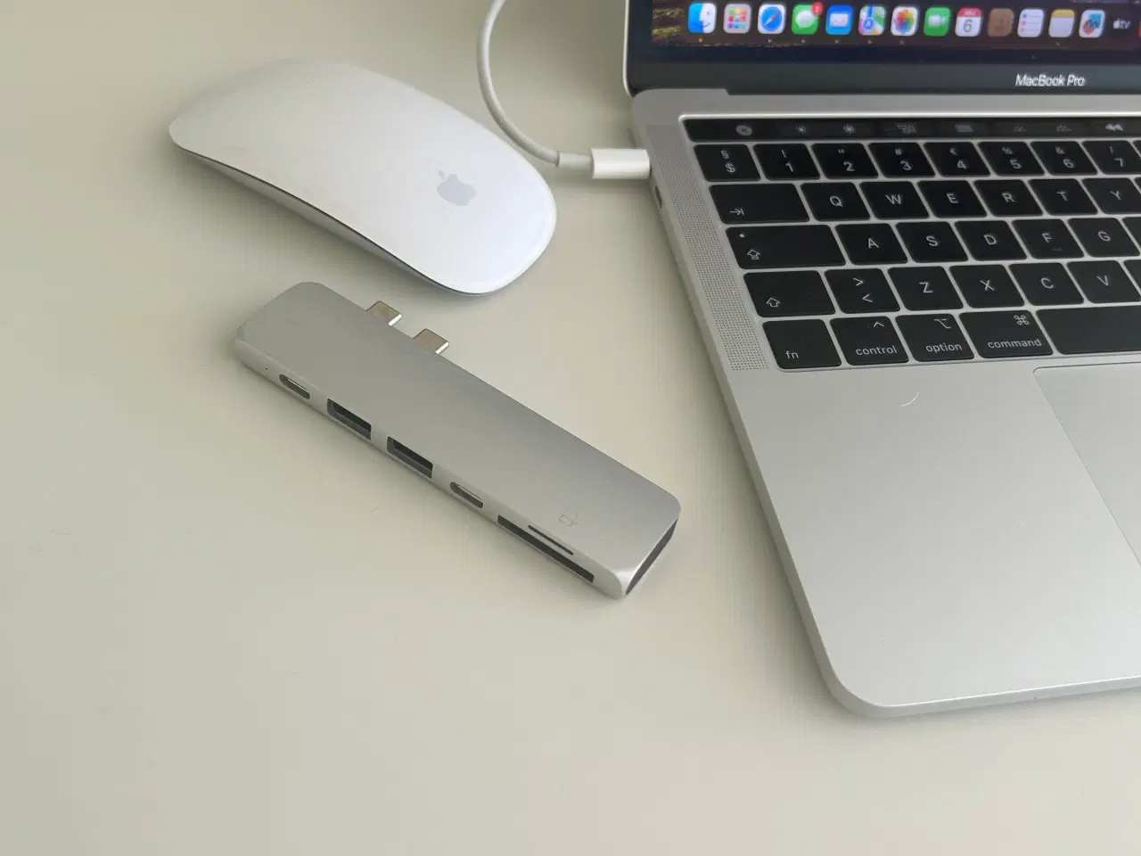 Billede 1 - MacBook Pro med touch bar