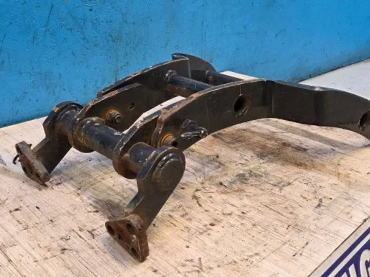 Billede 4 - Valtra N143D Motorhjelm Beskytter ACV0067570