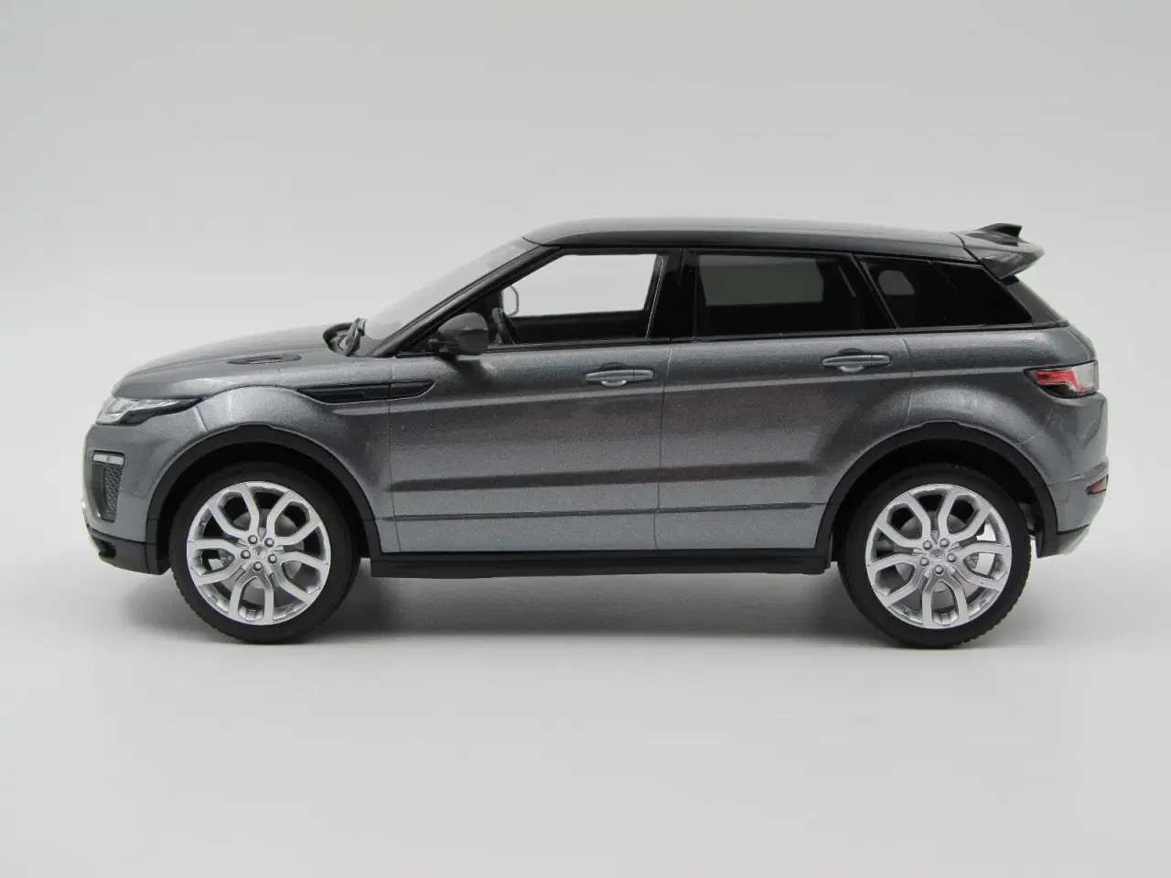 Billede 2 - 2011 Range Rover Evoque Corris Gray - 1:18