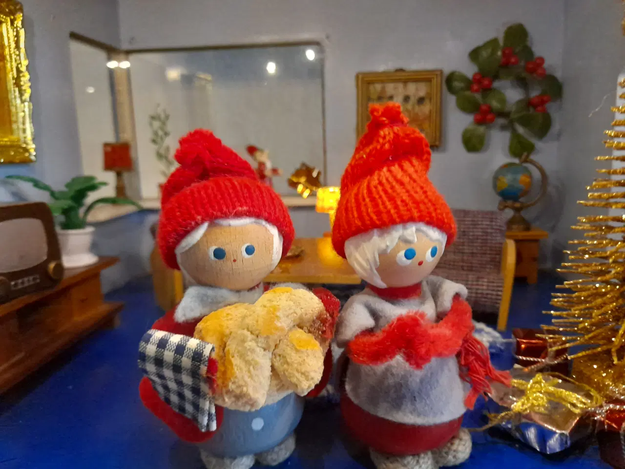 Billede 1 - Nisser, Lars H ( 2 stk).