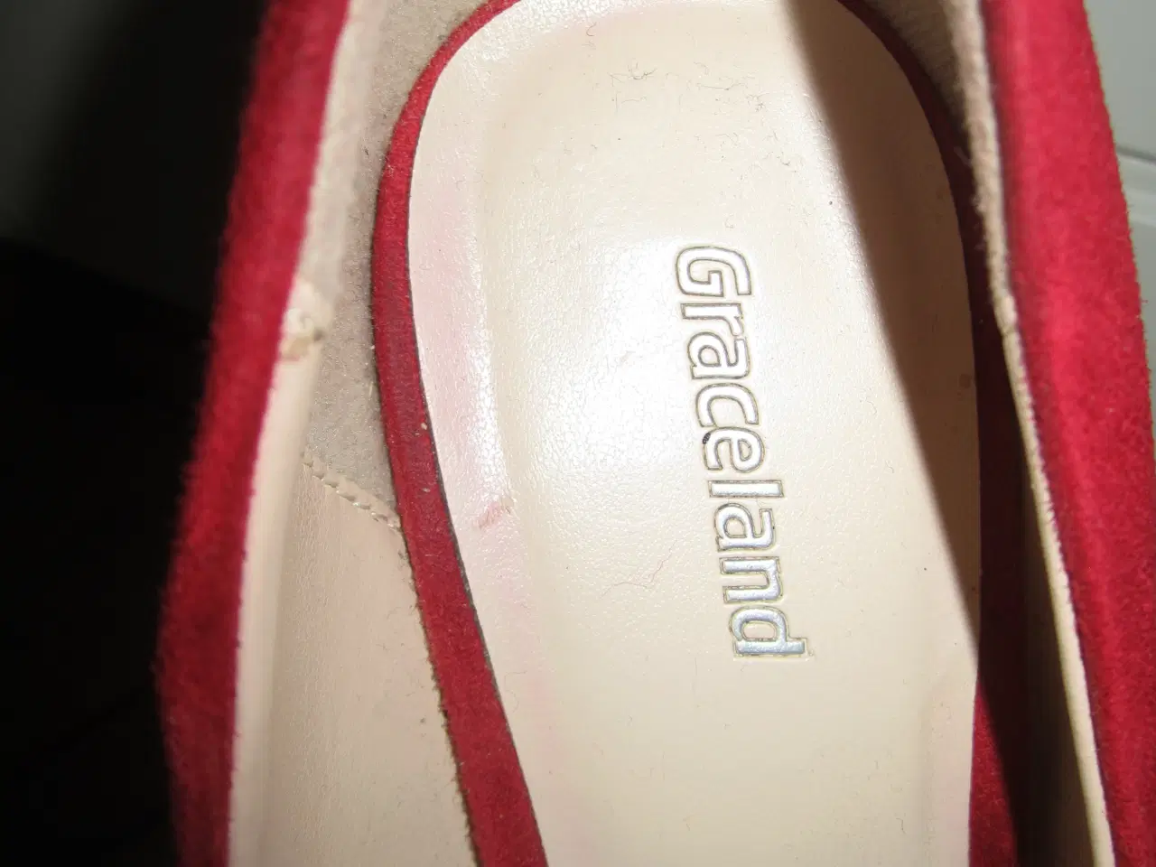 Billede 4 - SMUKKE RØDE STILLETTER.