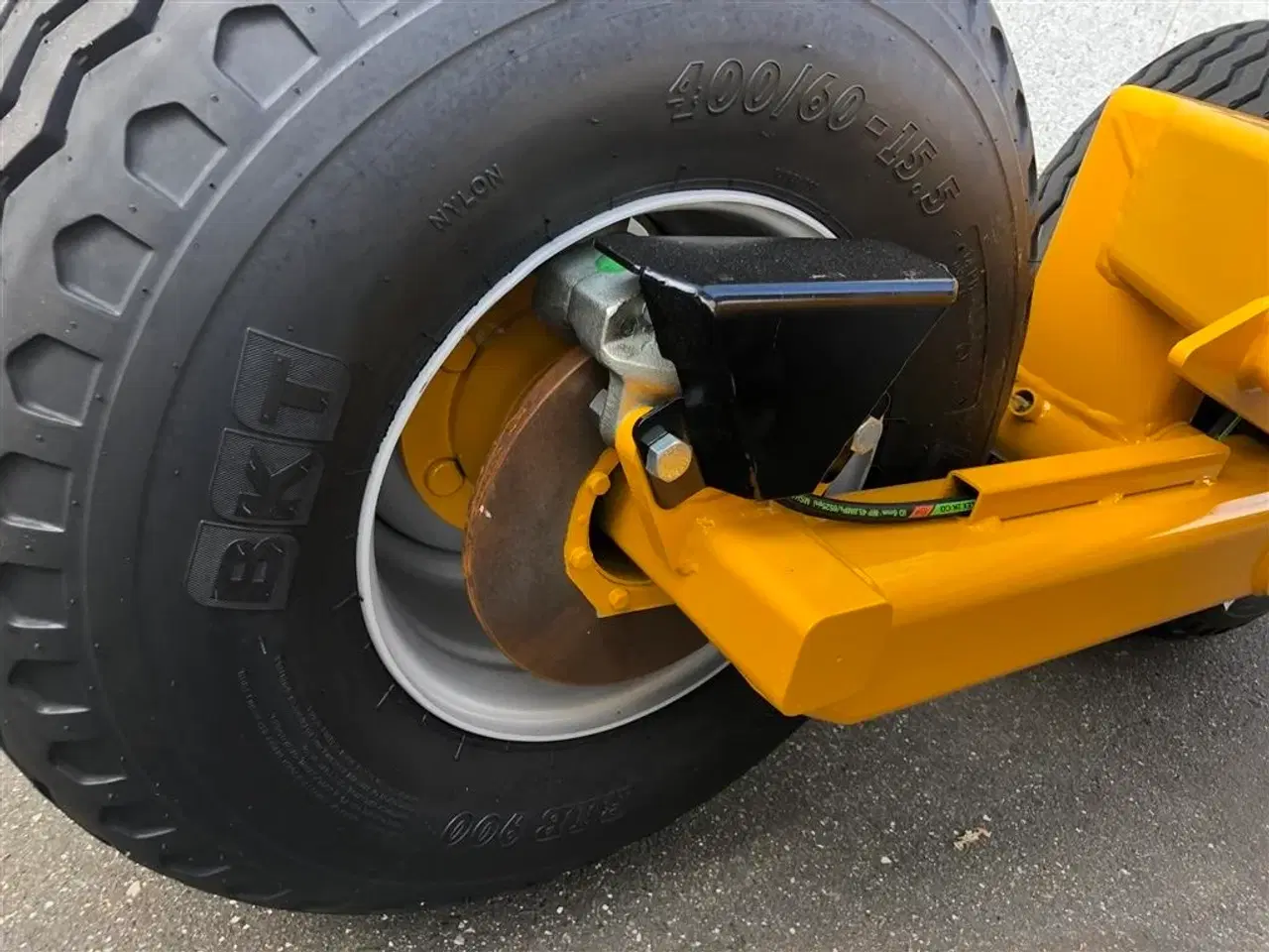 Billede 9 - Moheda M101   -   M40 KONGEN AF SKOVVOGNEN