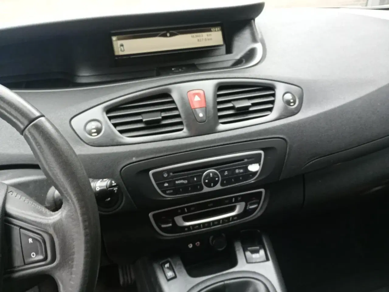 Billede 9 - Renault Grand Scenic III 1,9 dCi 130 Dynamique