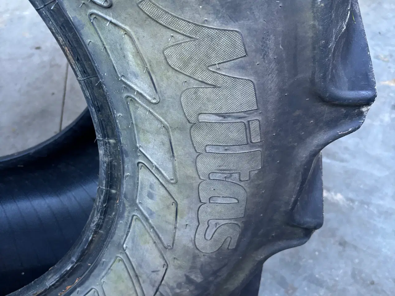 Billede 4 - 540/65-28 dæk