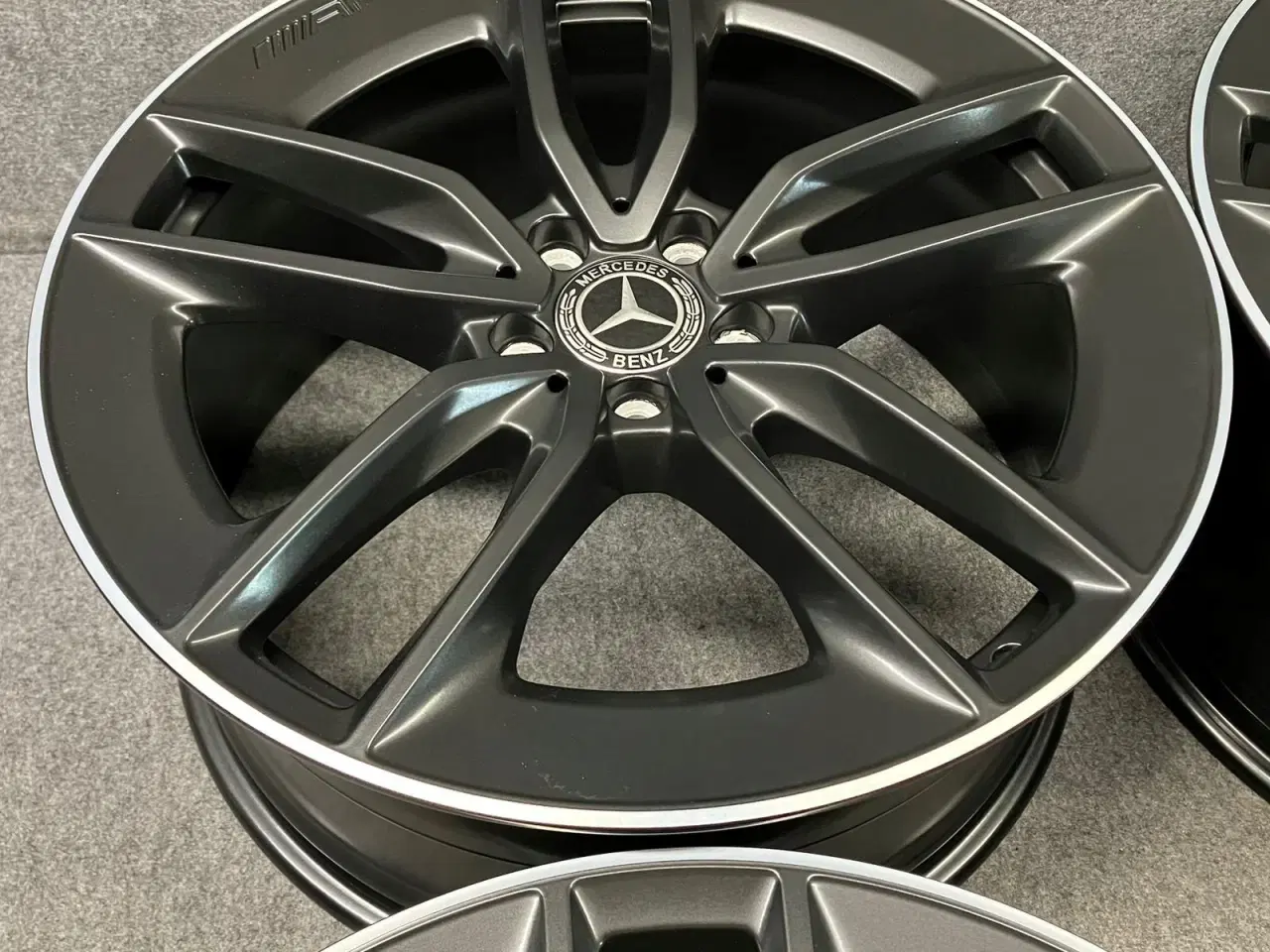 Billede 3 - ALUFÆLGE MERCEDES E 213 A213 W213 AMG 20"