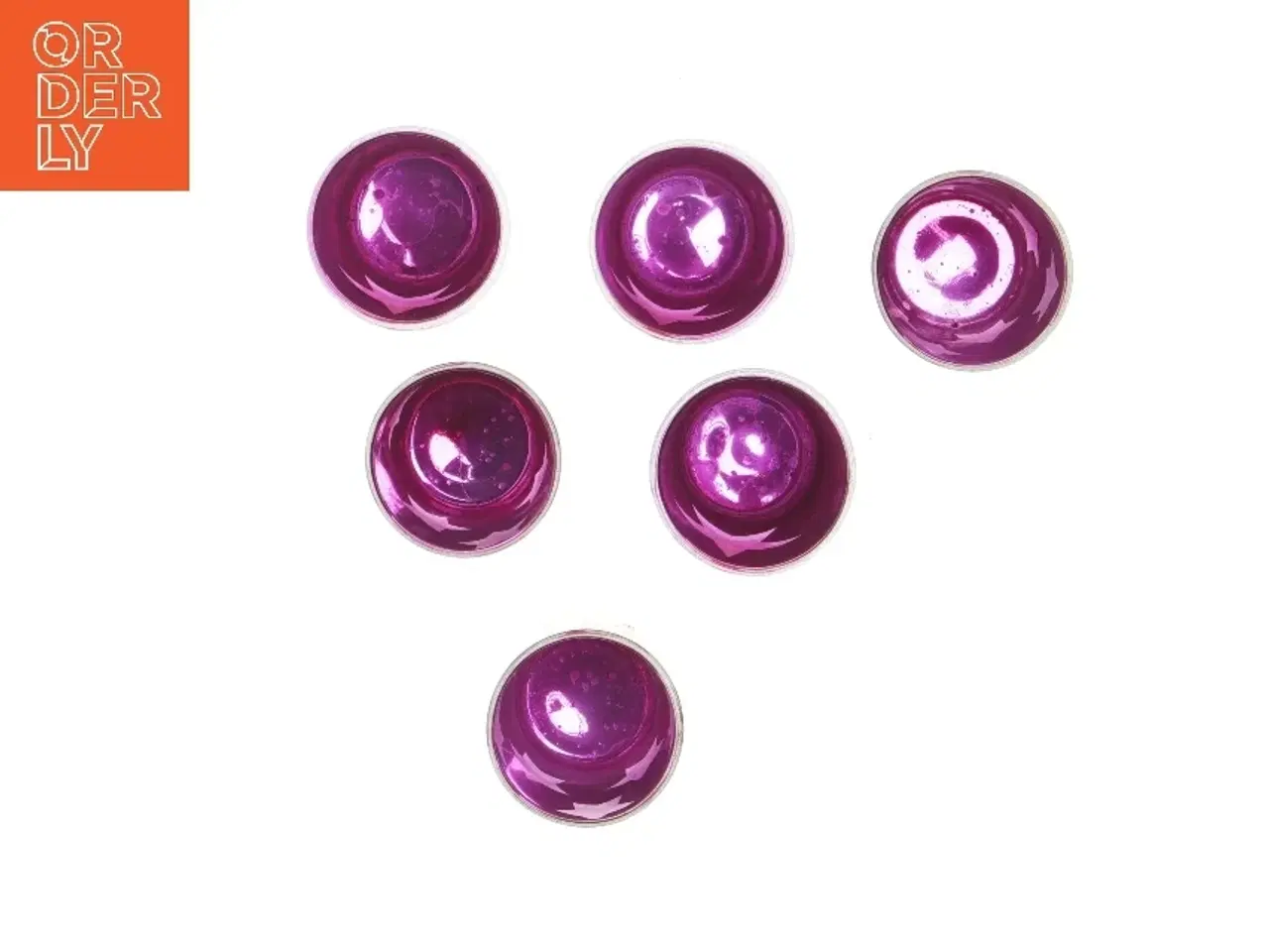 Billede 2 - 6 Stjernemønstrede fyrfadsstager (str. 6 stk Ø 5,5 cm længde 7 cm)