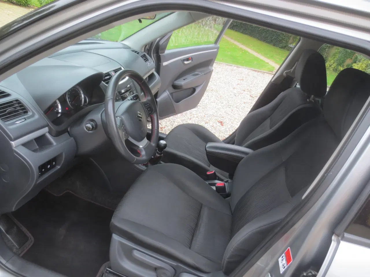 Billede 18 - Suzuki Swift 1.2 i Årg 2013. Synet 2025.