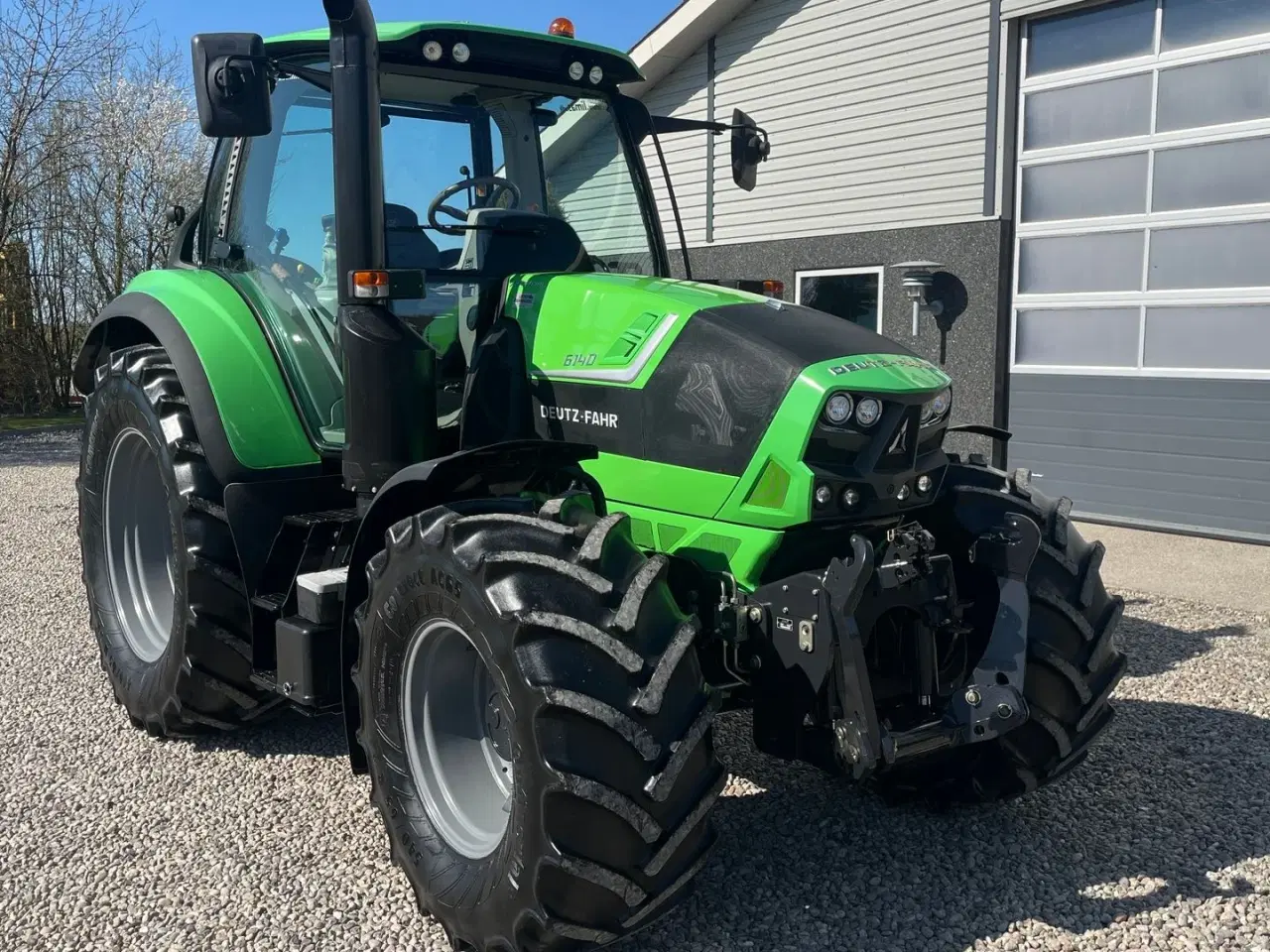 Billede 16 - Deutz-Fahr Agrotron 6140 Classic Fin handy traktor med frontlift.
