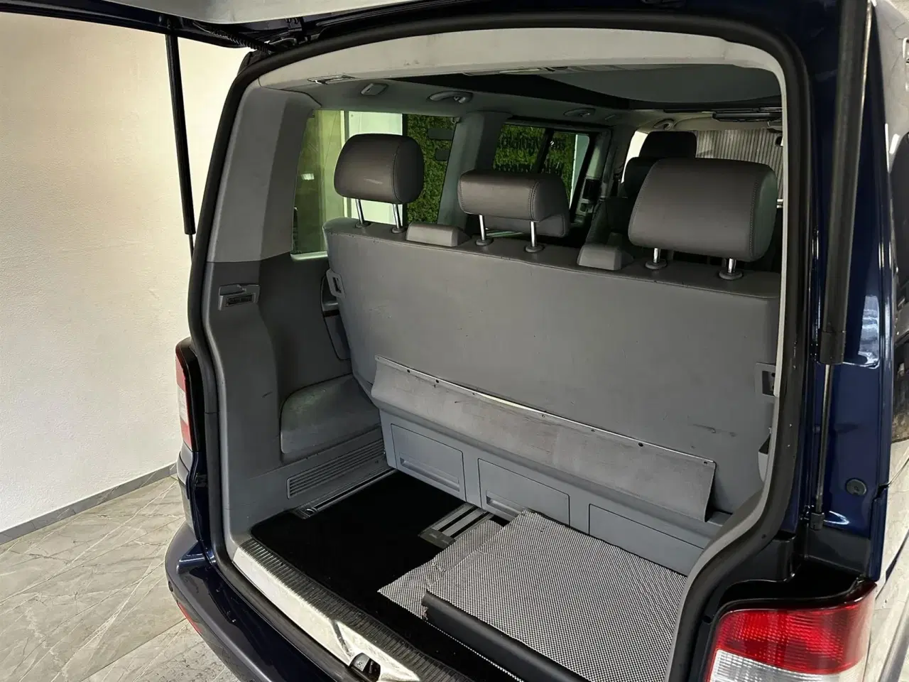 Billede 6 - VW Multivan 2,5 TDI Highline 174HK Aut.