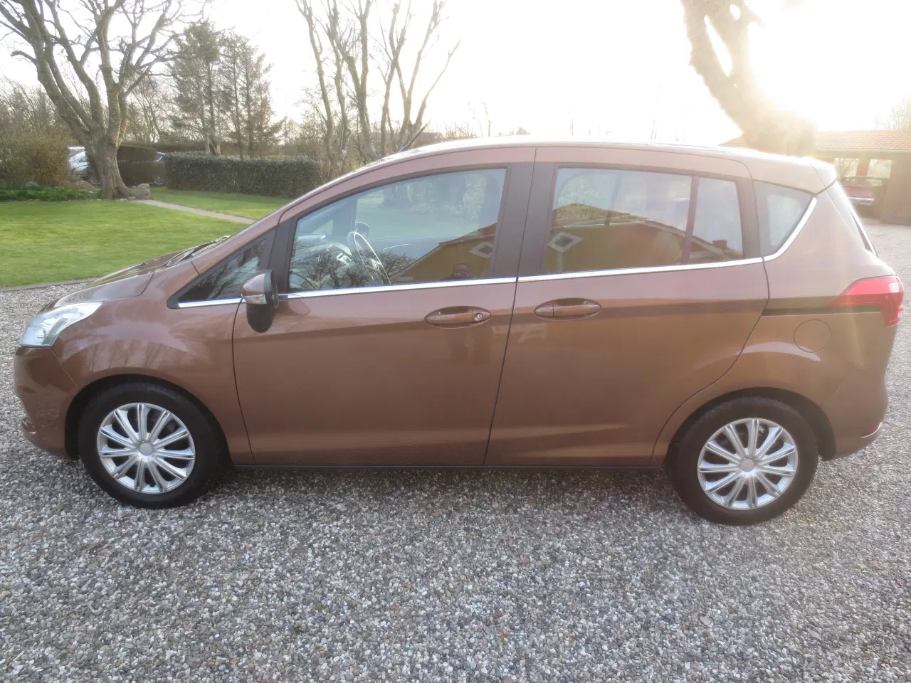 Billede 8 - Meget fin B-Max 1.0 i 120 Hk Årg 13. 