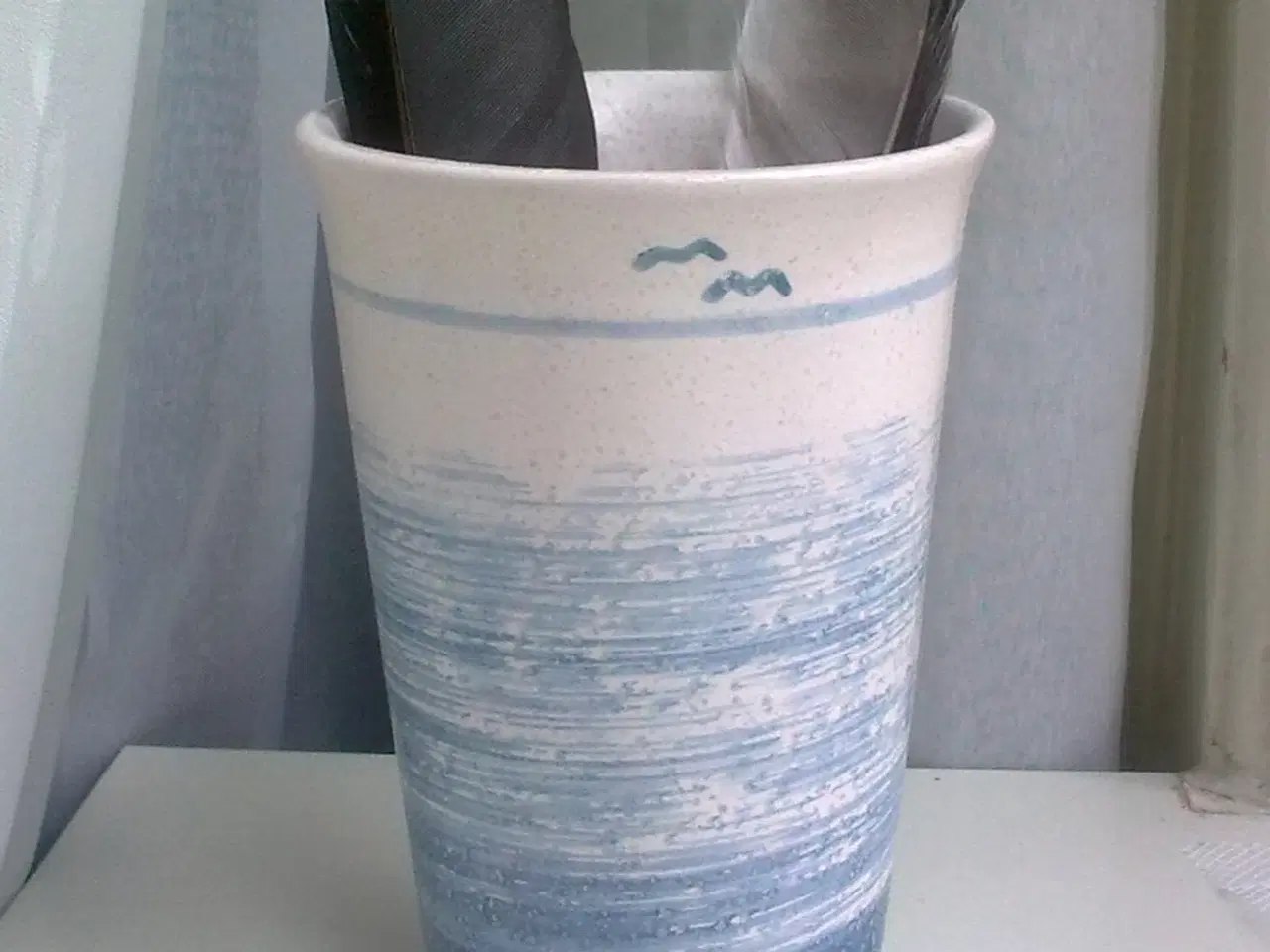 Billede 1 - Havfugle på keramik bæger vase cylinder lyseblå