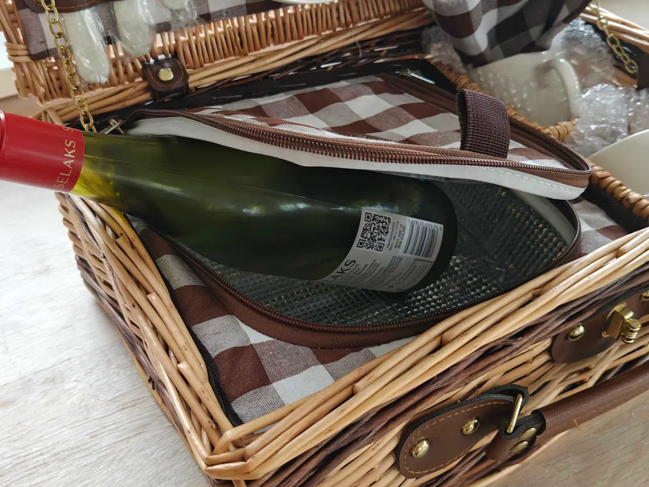 Billede 8 - Laguiole eksklusiv picnic kurv