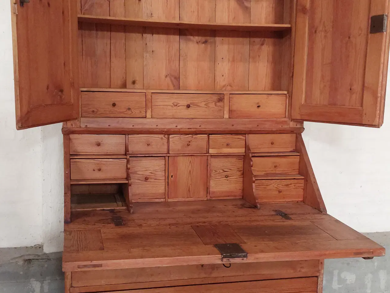 Billede 1 - Smukt fyrretræs chatol