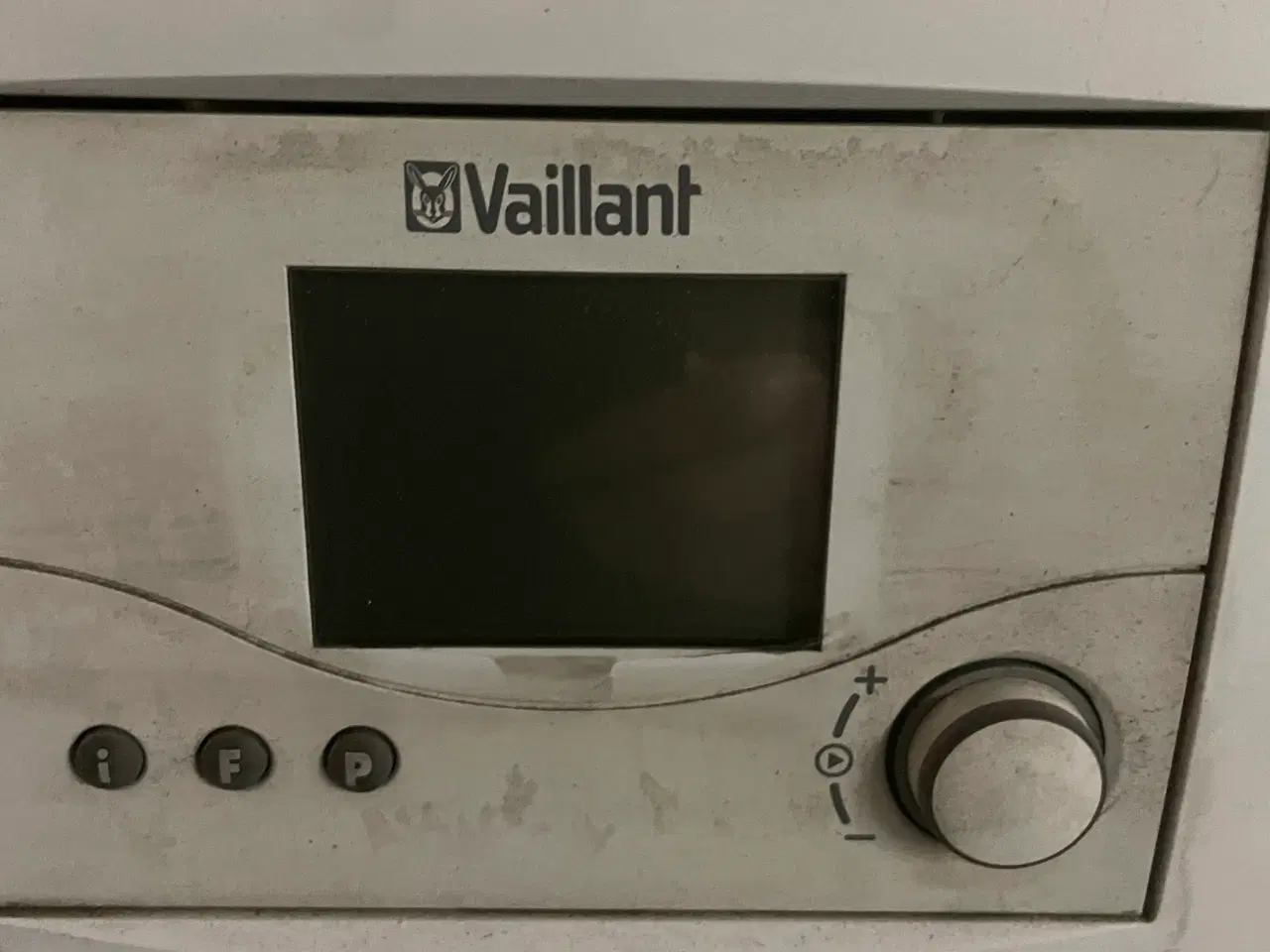 Billede 3 - Varmtvandsbeholder til pillefyr og solcelle