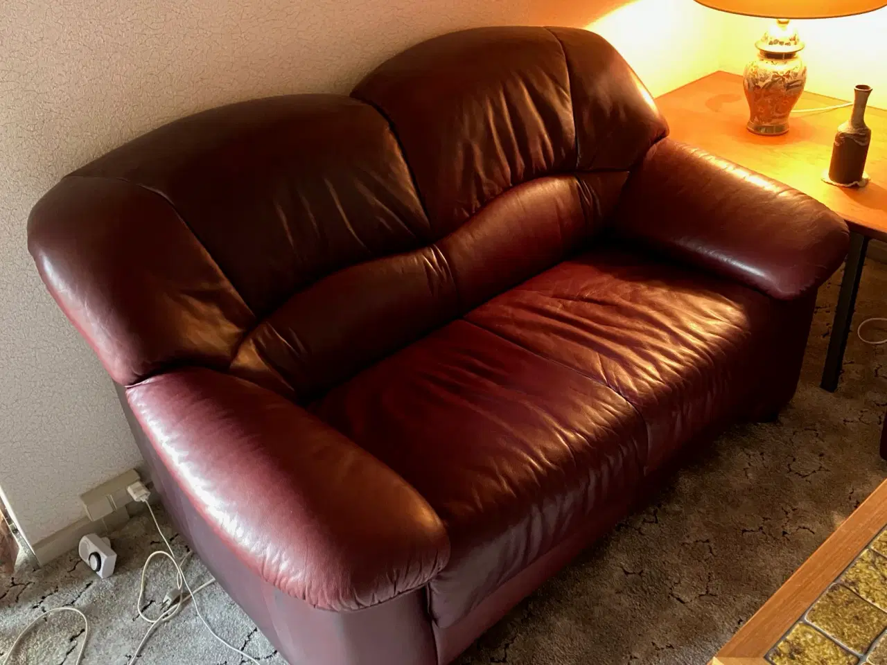 Billede 3 - 1-2-3 pers. sofagruppe i okseblodsfarvet læder