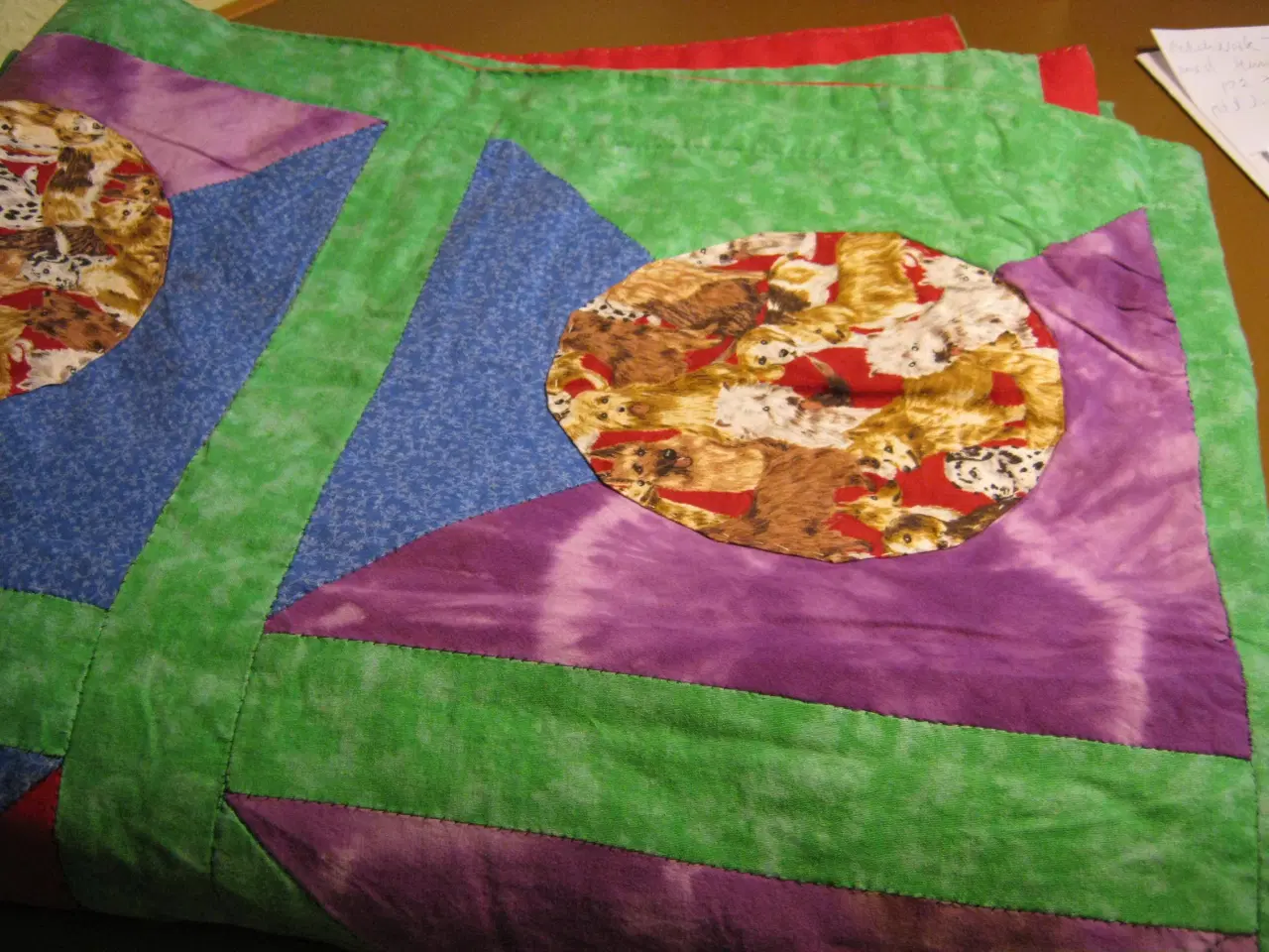 Billede 1 - Patchworktæppe med hunde