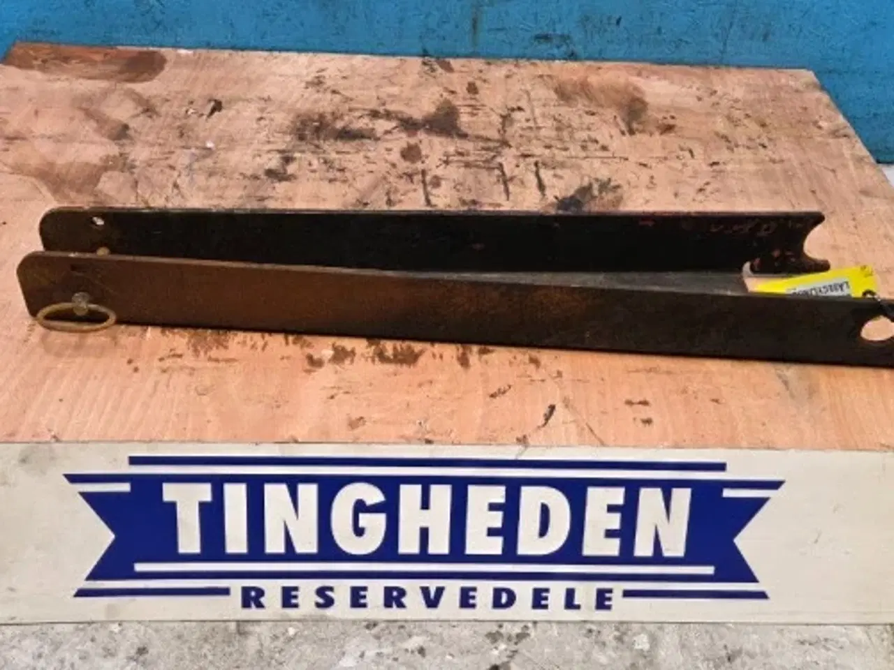 Billede 1 - New Holland LB110 Låsecylinder 85801048