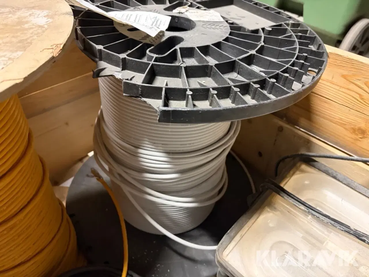 Billede 9 - Diverse tasker, lamper og ledninger 3 tasker, 3 lamper og 4 ledninger