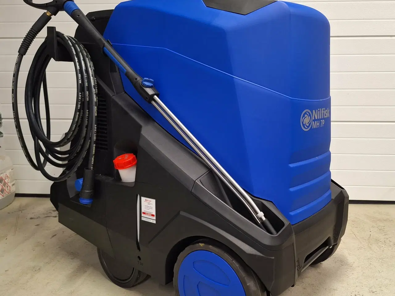 Billede 1 - Hedtvandsrenser Nilfisk MH 7 P
