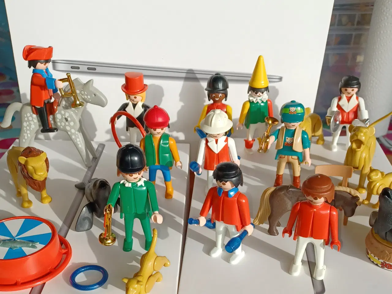 Billede 2 - Vintage Playmobil figurer samt westernfort