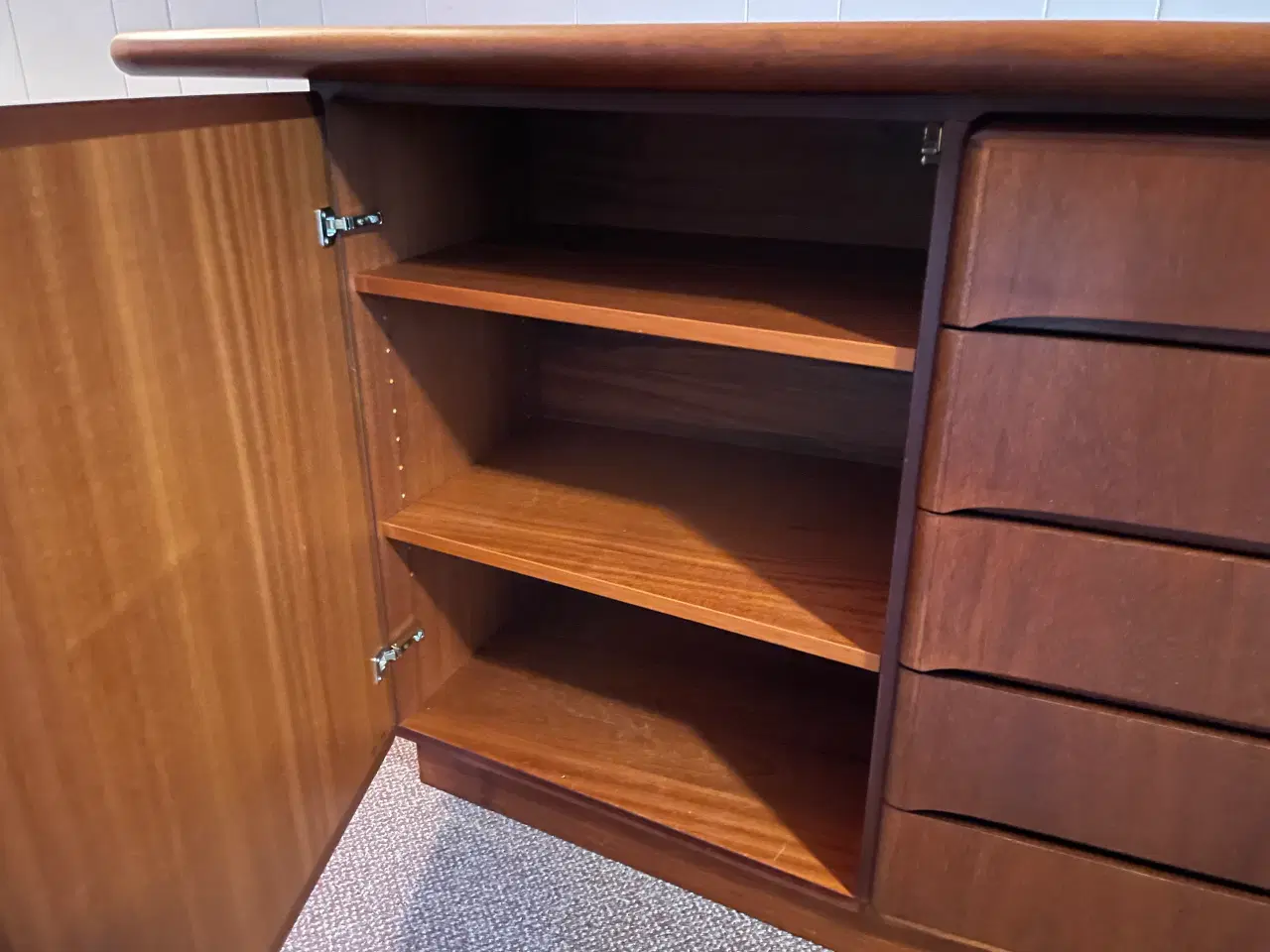 Billede 5 - Skænk Skovby