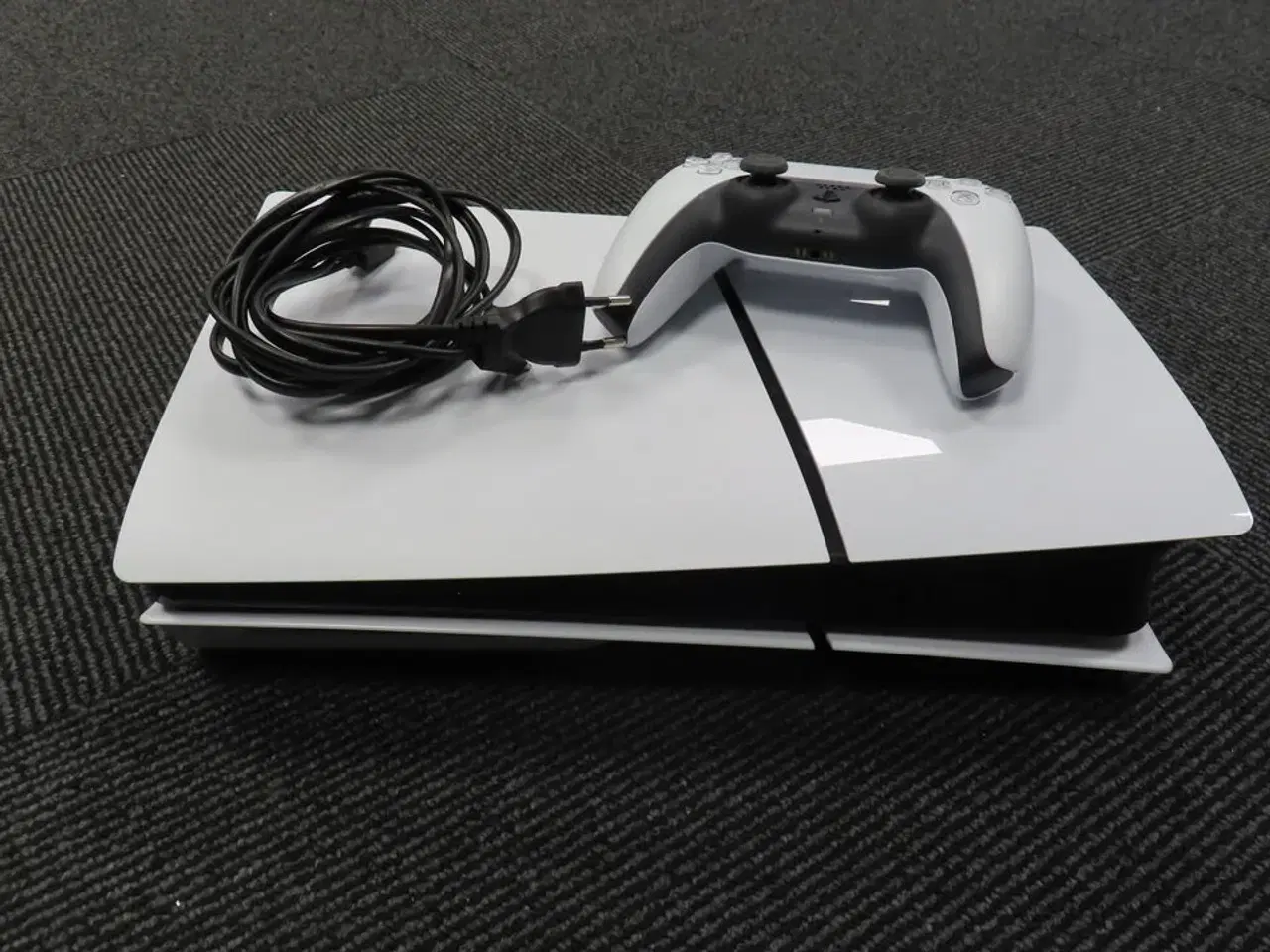 Billede 1 - PLAYSTATION 5 SONY