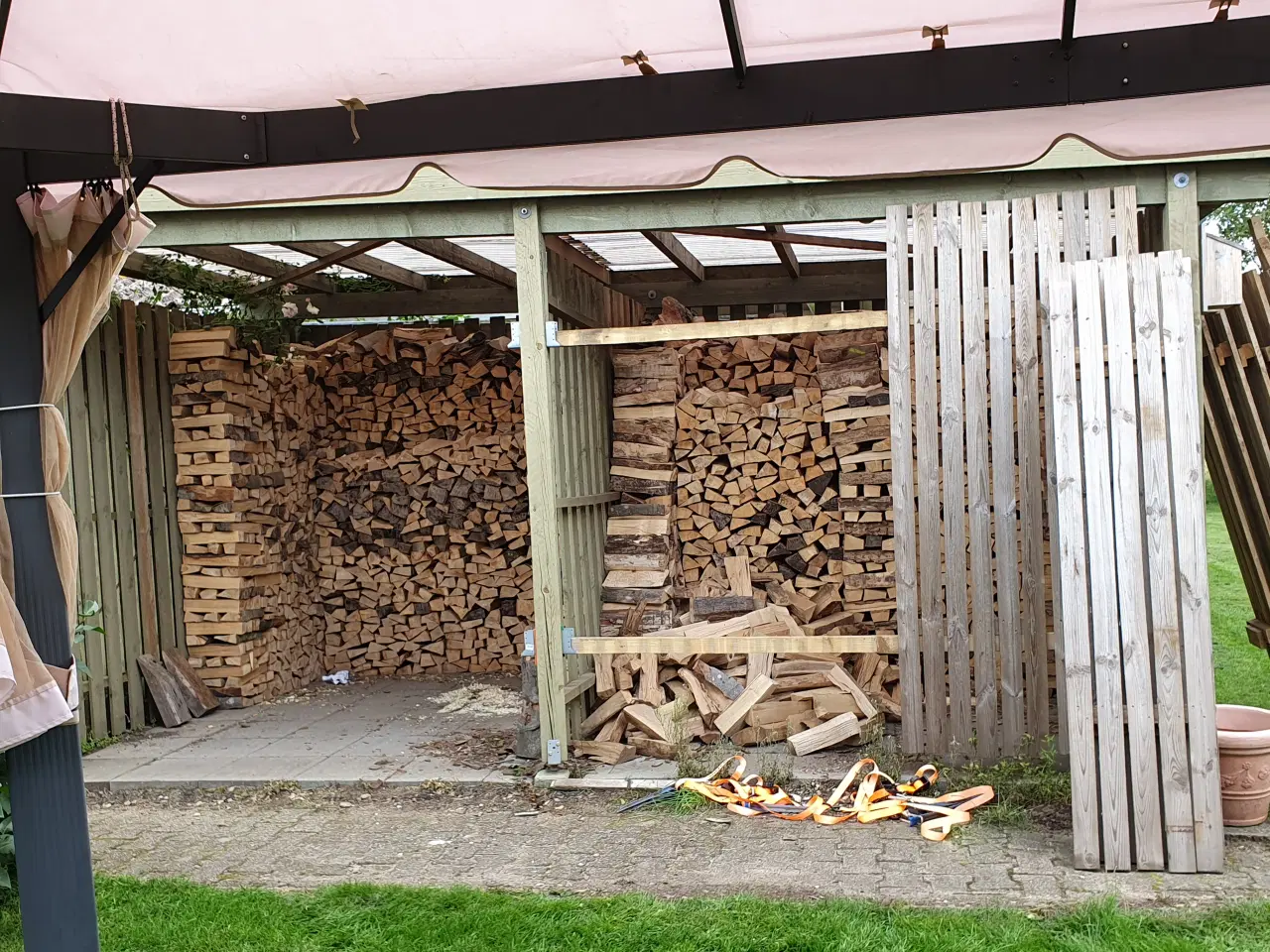 Billede 1 - Fyringsklart brænde primært bøg