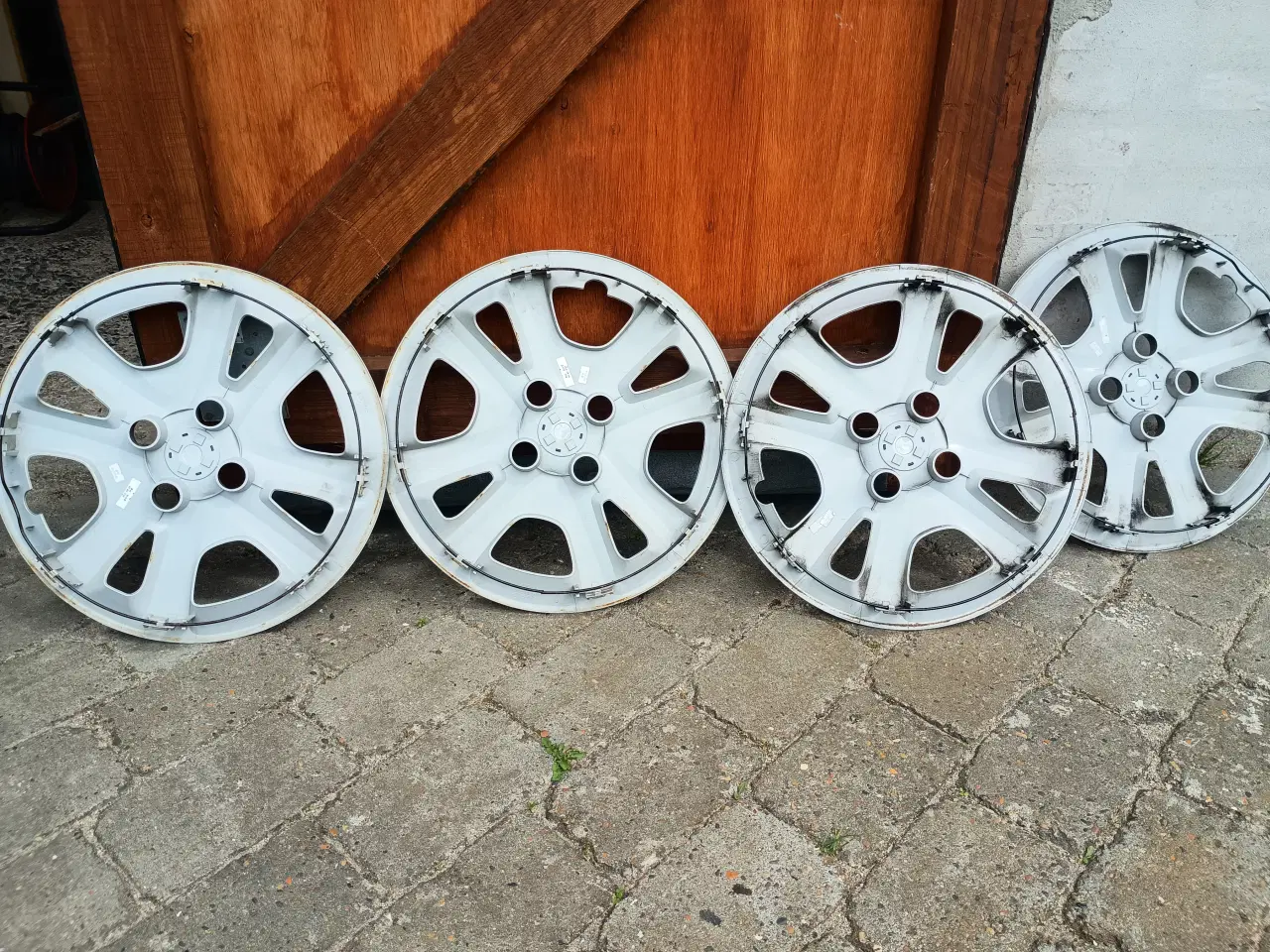 Billede 2 - Hjulkapsler til opel Corsa 15
