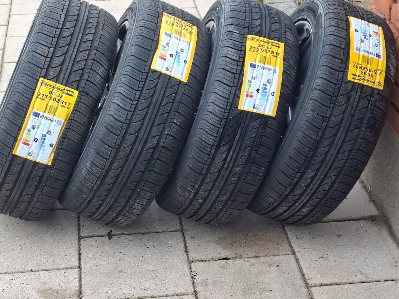 Billede 6 - Fælge med dæk