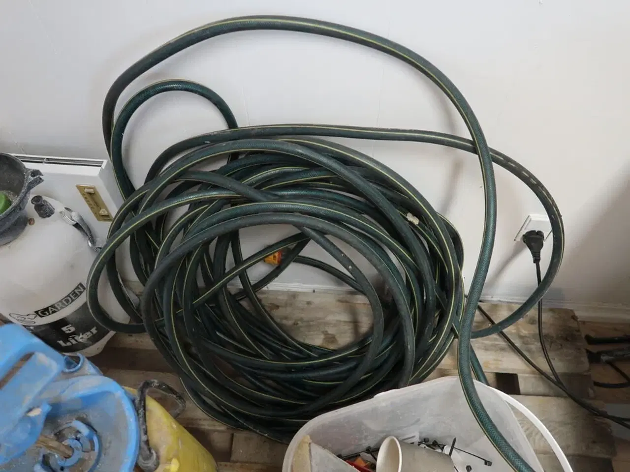 Billede 4 - Div. Redskaber: Maling, sprøjter mv.  FLÜGGER/ GARDEN Model: Highfinish