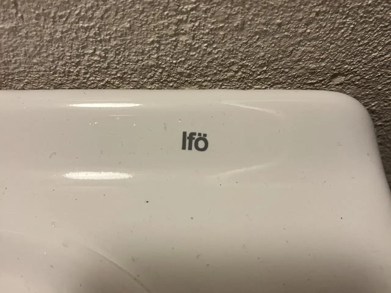 Billede 3 - IFÖ håndvask inkl. blandingsbatteri