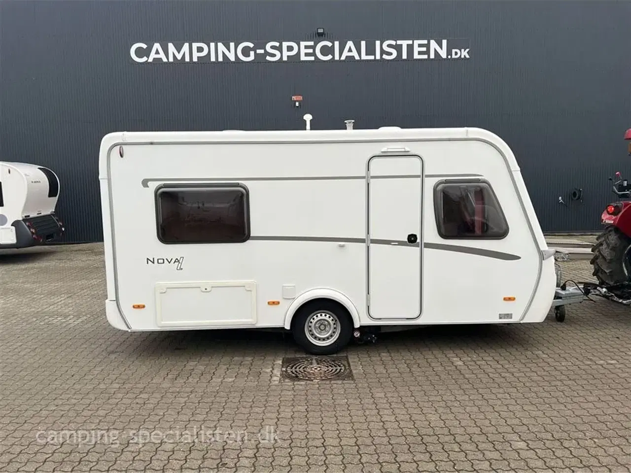 Billede 1 - 2015 - Hymer Nova Light 465   2015 Hymer Nova Light 465 - se den nu hos Camping-Specialisten.dk