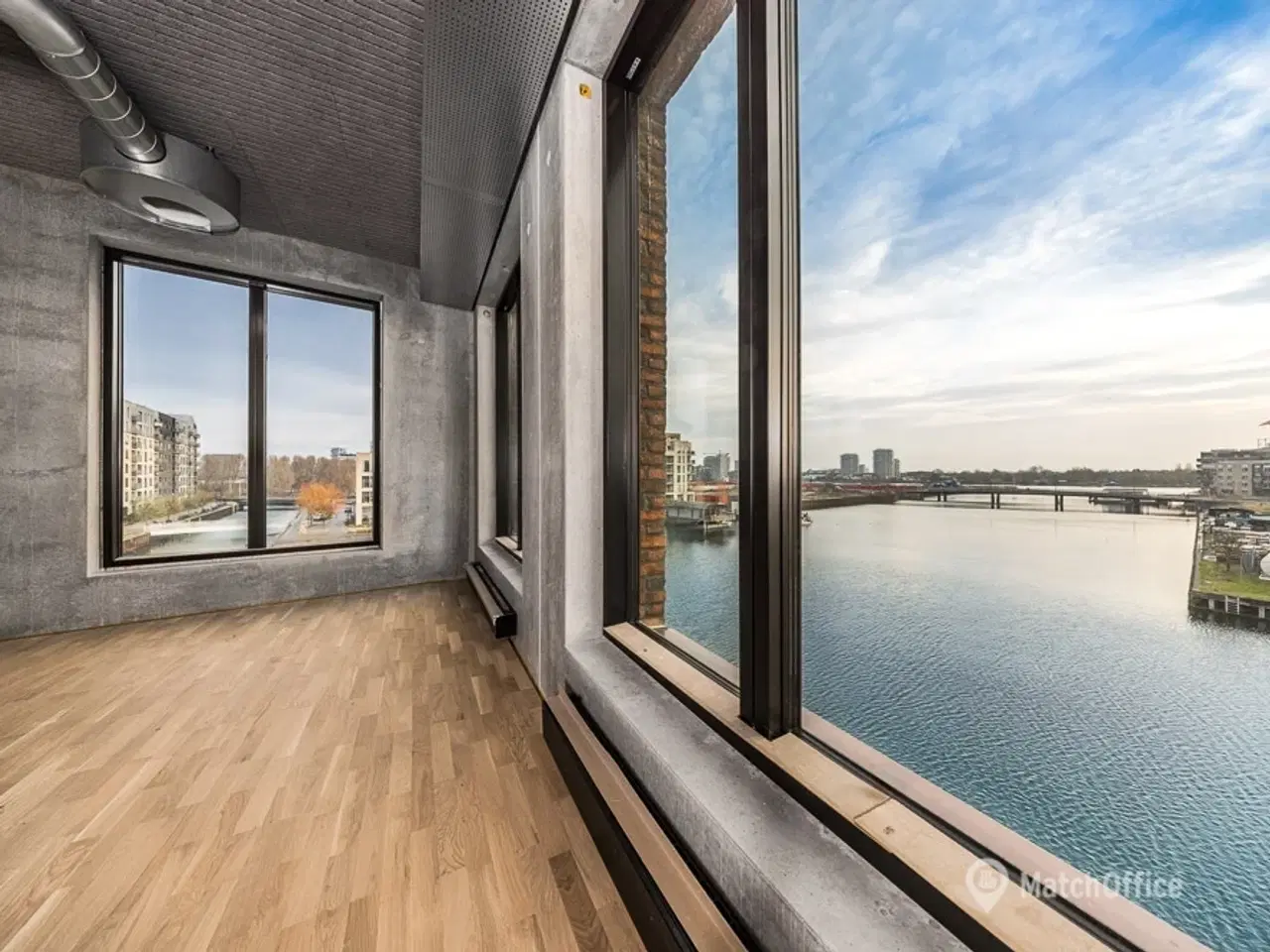 Billede 7 - 803 m² KONTOR MED FÆLLES KANTINE OG MØDECENTER - OG VANDUDSIGT!