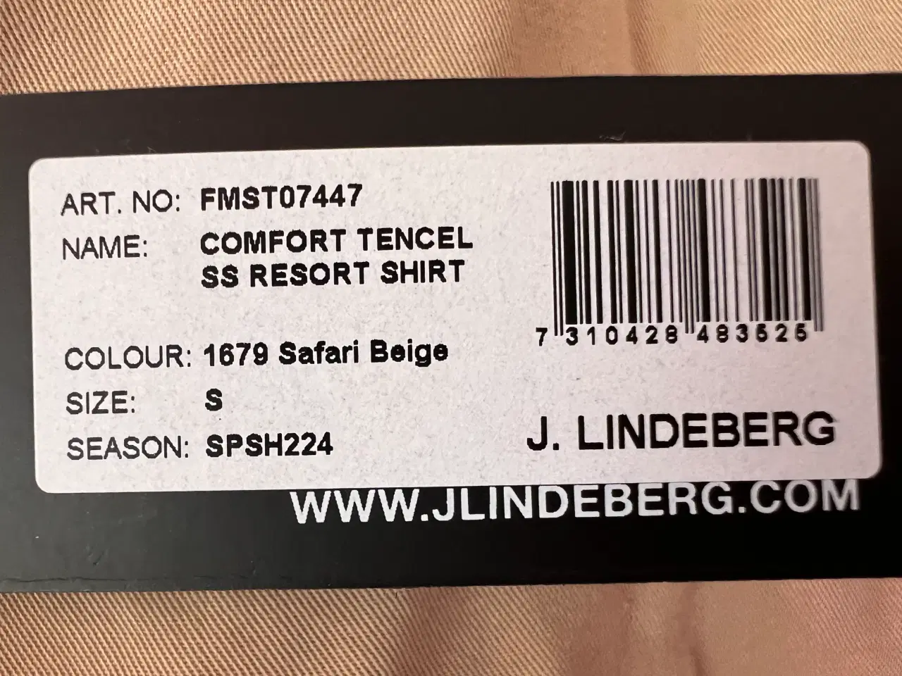 Billede 6 - Ny Sandfarvet Sommerskjorte fra J. Lindberg. (Str.