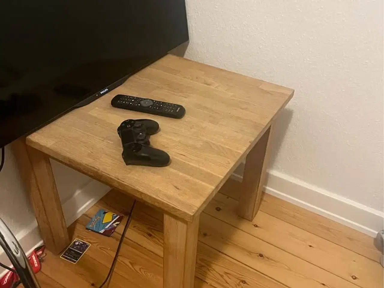 Billede 1 - Møbler i egetræ