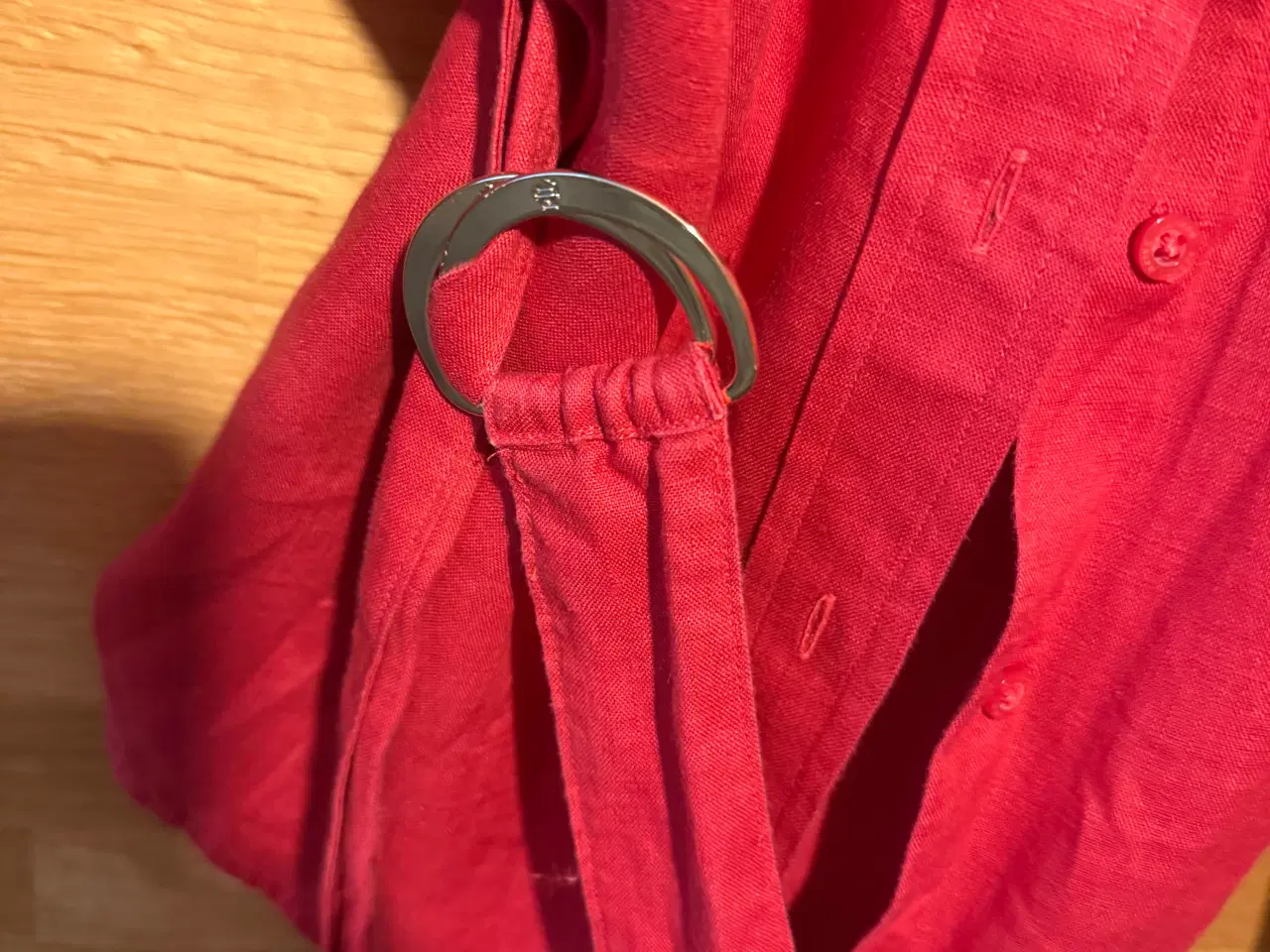 Billede 5 - Skjorte  rød/ hør