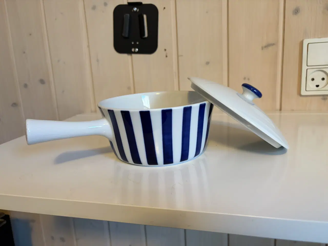 Billede 1 - Blå Lundby ildfast