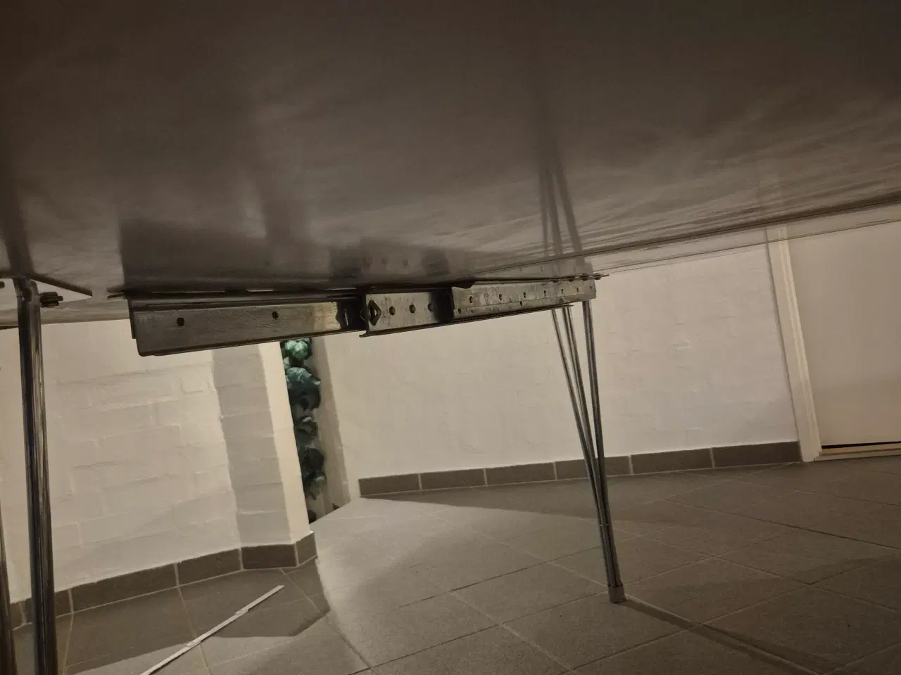 Billede 5 - Spisebord med 1 plade