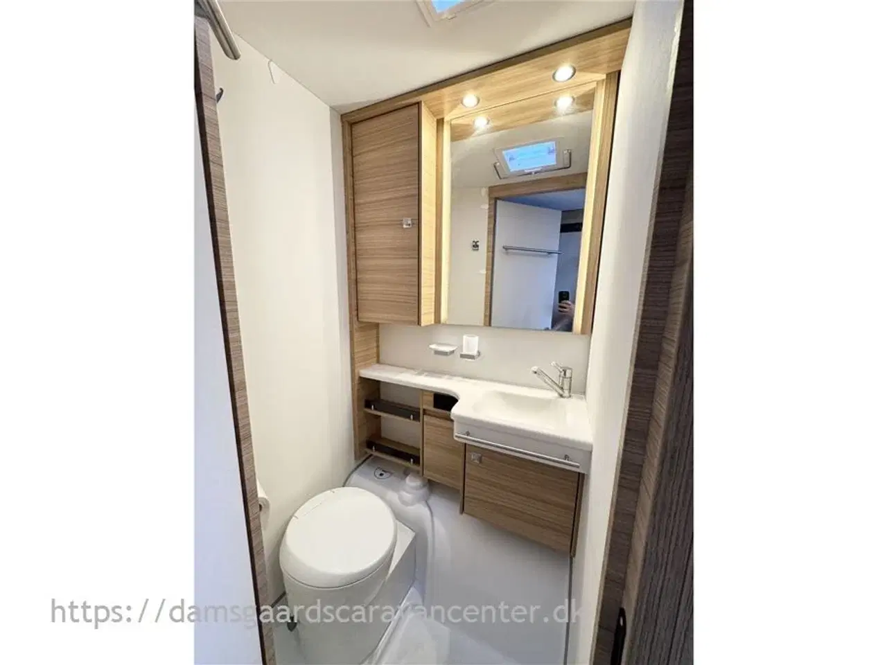 Billede 14 - 2022 - Dethleffs Camper 500 QSK D-Line   Forventes på lager ultimo uge 39