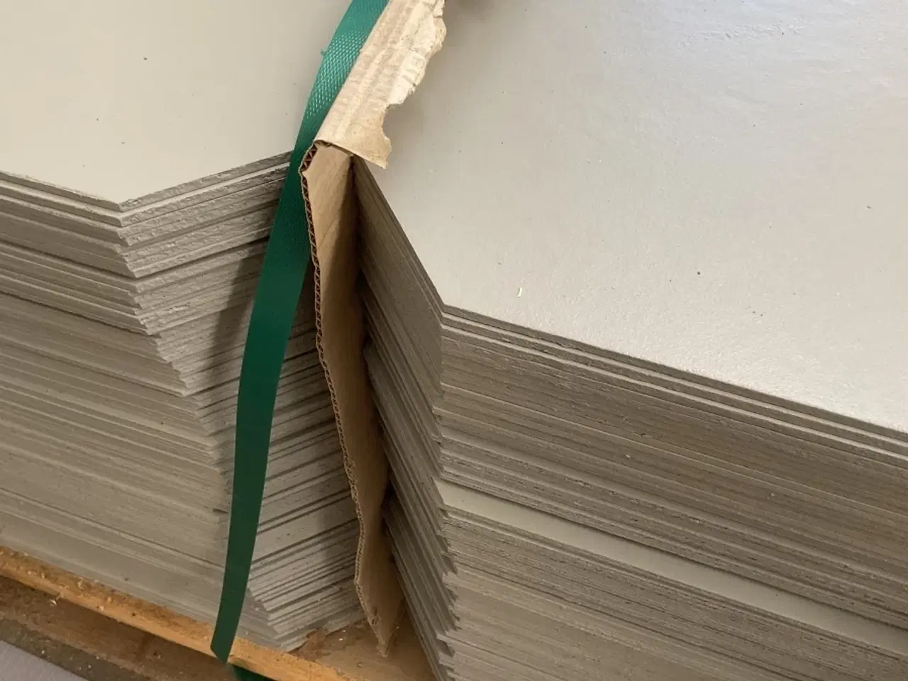 Billede 3 - Tagskifer Swisspearl diagonal grå 810 styk