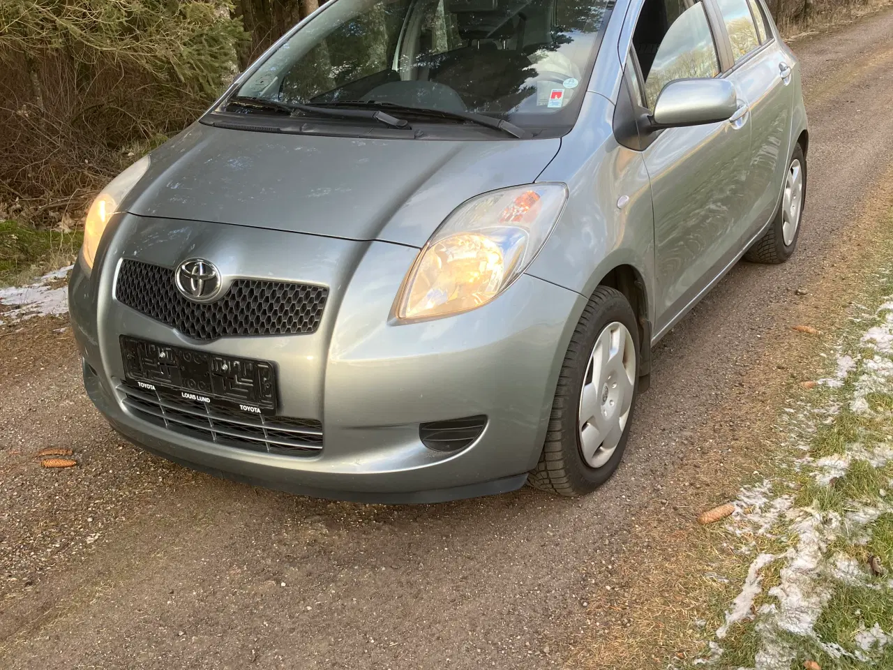 Billede 1 - toyota yaris 1,3 benzin 2007