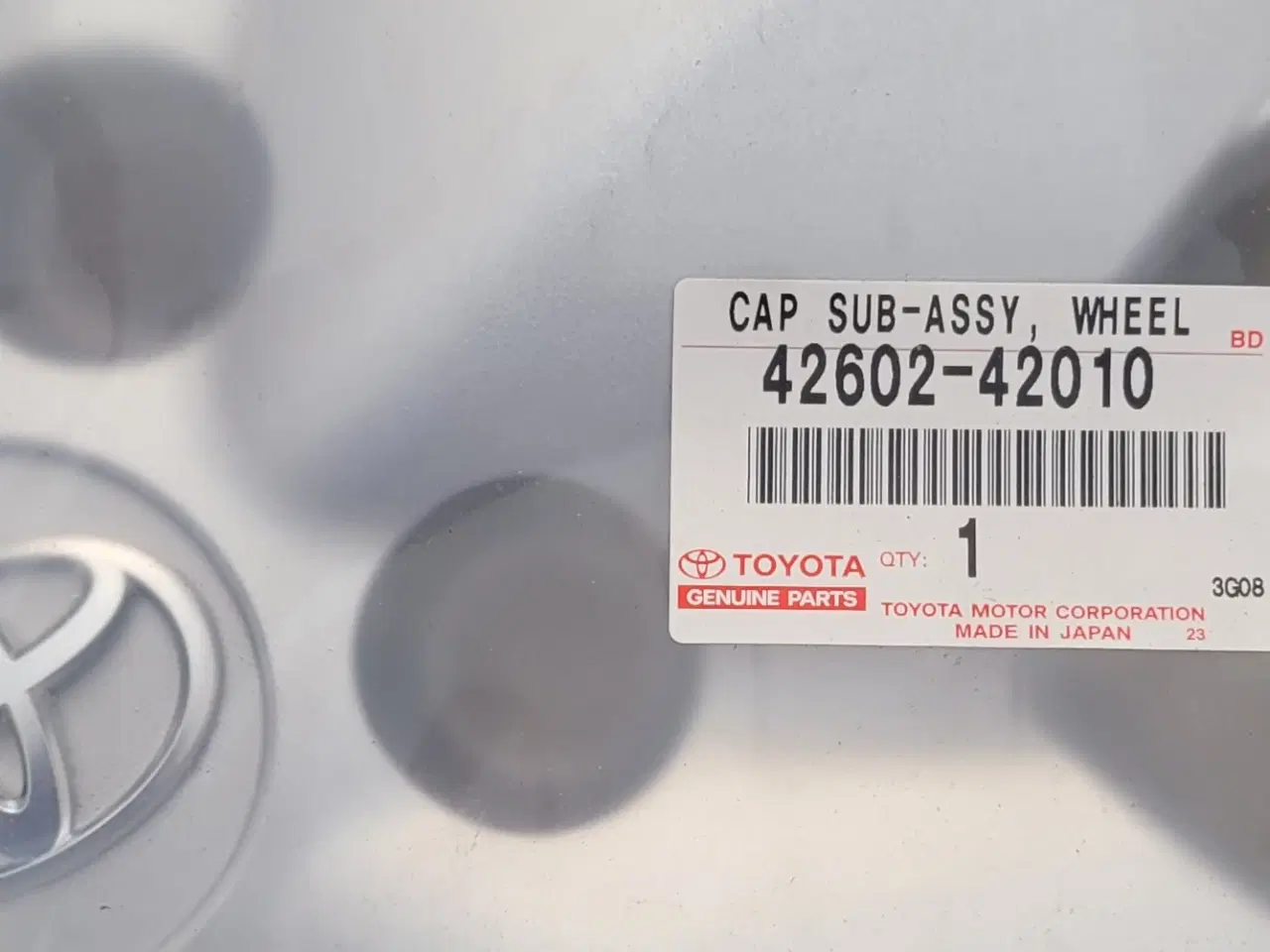Billede 2 - Hjulkapsler, originale, sprit nye til Toyota Rav4